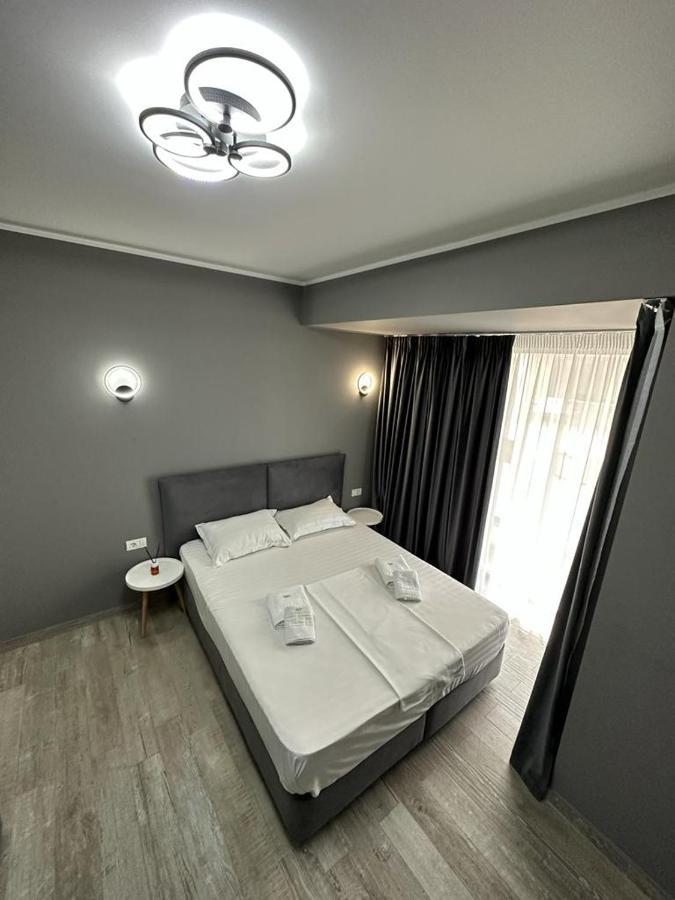 Ami Residence Мамая Екстериор снимка